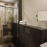 Hotel 19 4*
