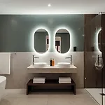 Hotel 19