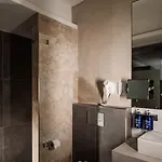 Hotel 19 4*
